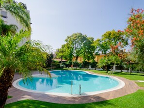 Pool - One bedroom. pool, WIFI (El Puerto de Santa María)