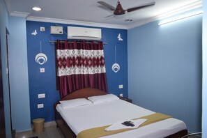 免费 WiFi、床单