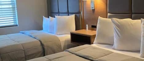 Appartamento Standard, 2 camere da letto, cucina | Copriletto in piuma, materassi Select Comfort, tende oscuranti