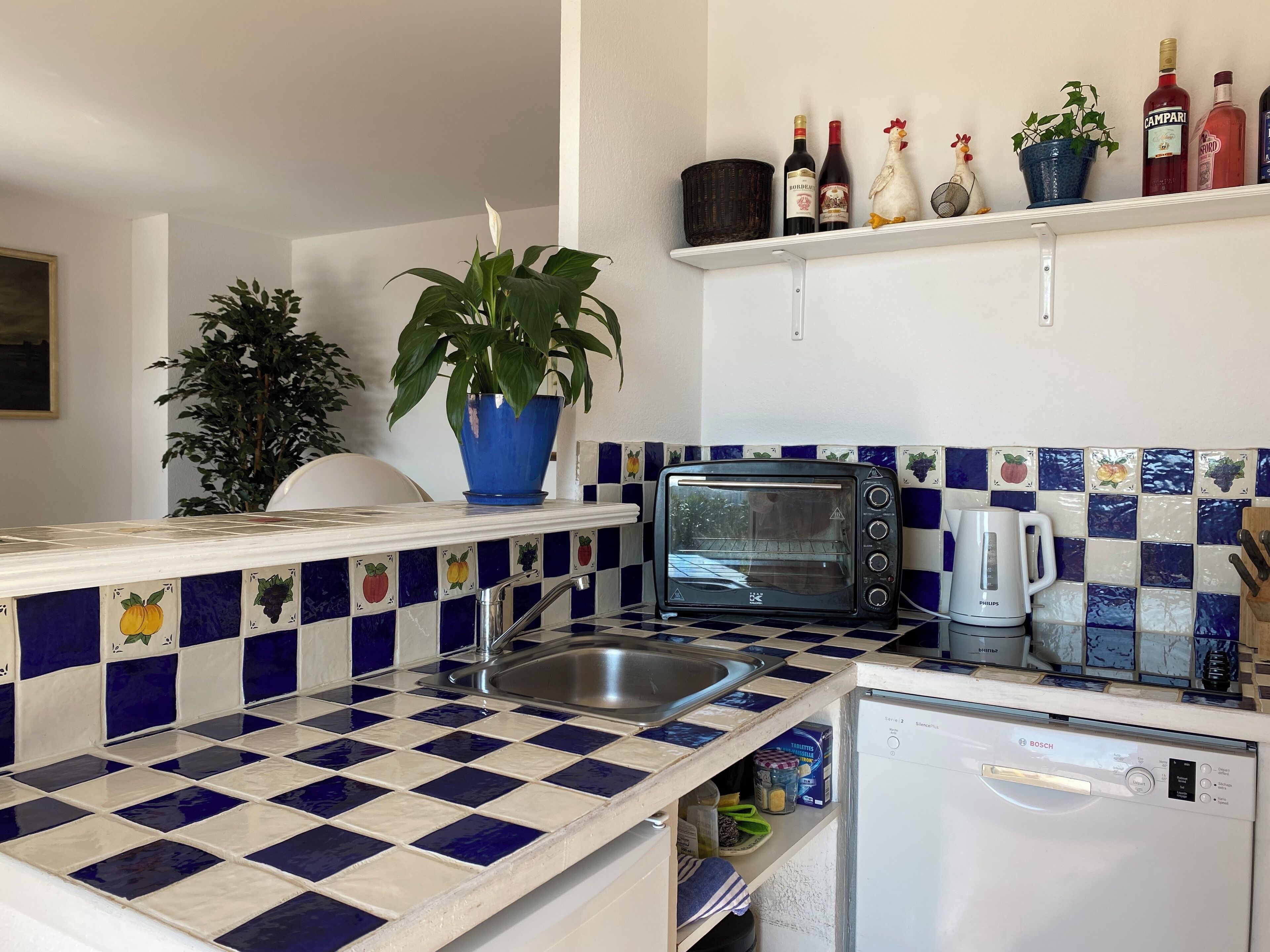 Panoramic ocean view at the bay of Cannes...