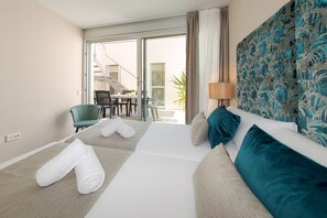 Soundproofing, free WiFi - Myflats Rambla Collection (Alicante)