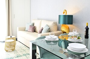 Apartment, 1 Bedroom, Balcony | Living room