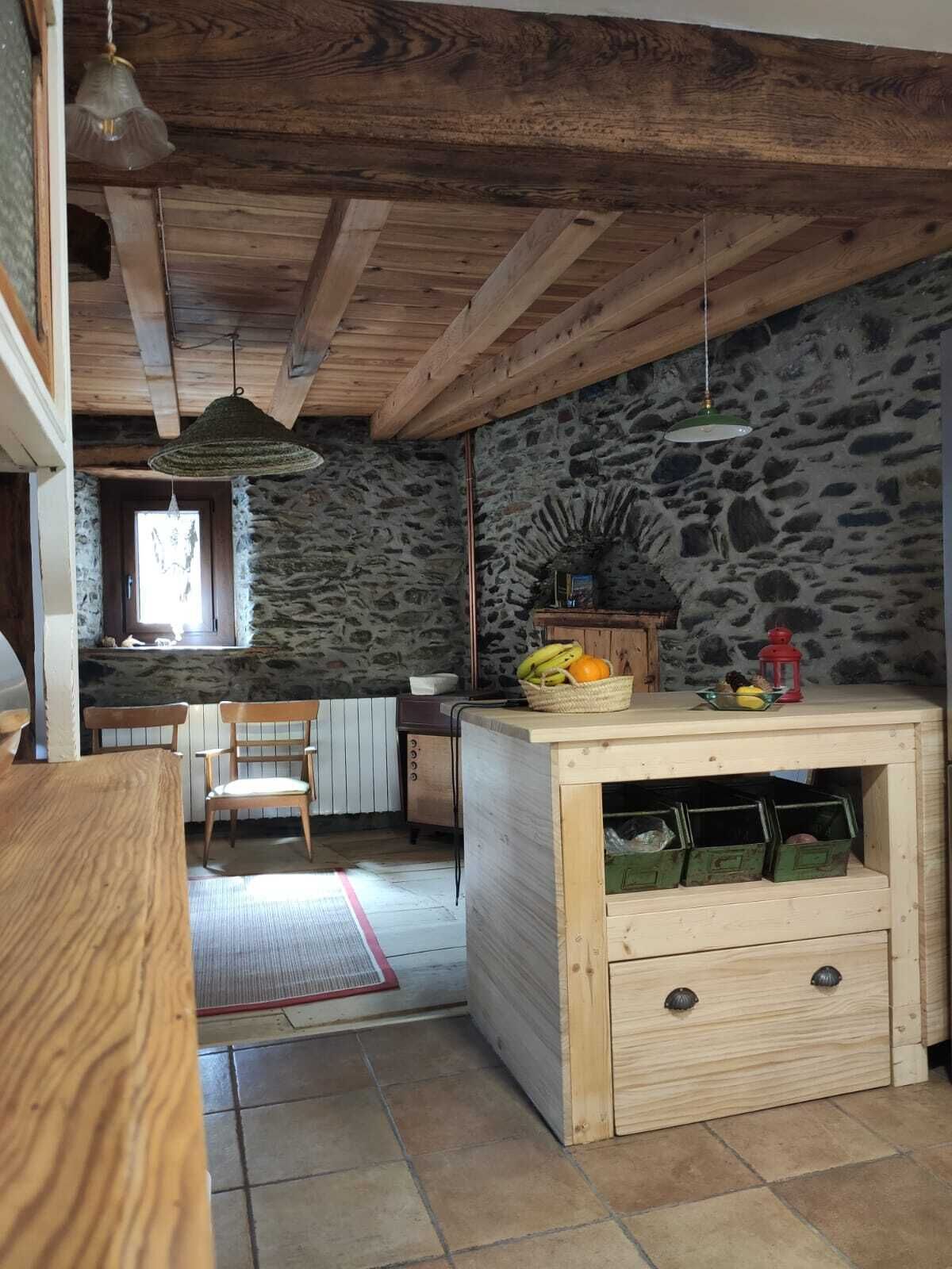 Beautiful Rural House in the Alt Pirineu Natural Park in the Unarre Valley