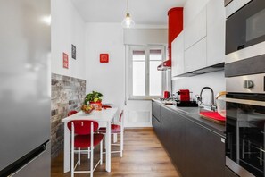 Microwave, oven, stovetop, dishwasher