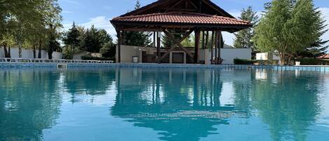 Seasonal outdoor pool