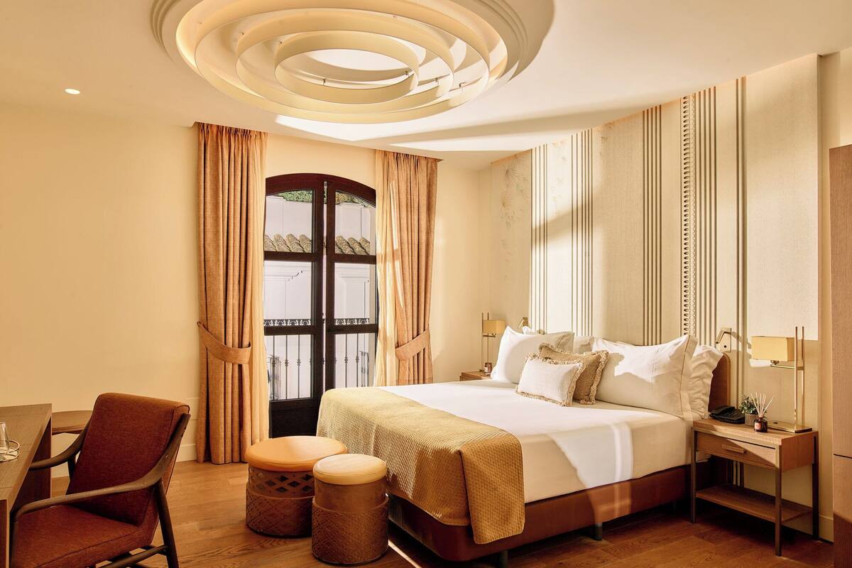 club room | 1 bedroom, soundproofing, free wifi, bed sheets