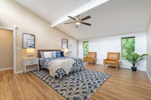 2 bedrooms, iron/ironing board, WiFi (free), bed sheets