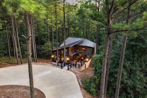 Exterior - Cozy Couples Cabin, Hot Tub, Fire Pit, Pets, Cuddle Up (Broken Bow)