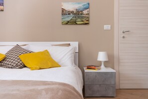 Interior detail - Cialdini Apartment Close to the City Center by Wonderful Italy (Turin)