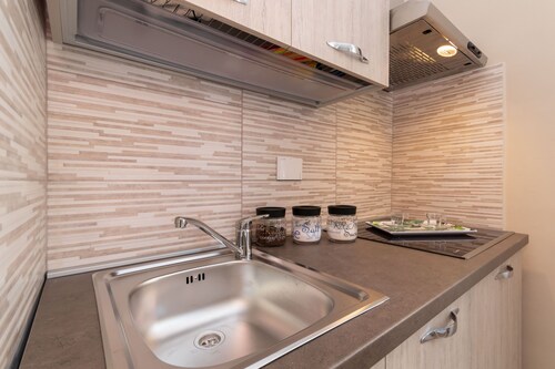 Cialdini Apartment Close to the City Center by Wonderful Italy