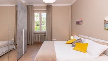 Apartment | 1 bedroom, cots/infant beds, free WiFi, bed sheets