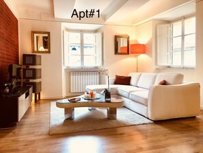 Smart TV, DVD player