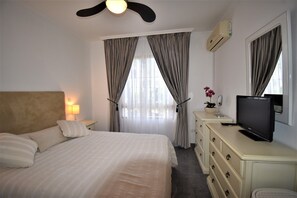 Iron/ironing board, free WiFi, bed sheets - Riviera Del Sol Walking Distance to Beach -  Aldea (Mijas Costa)