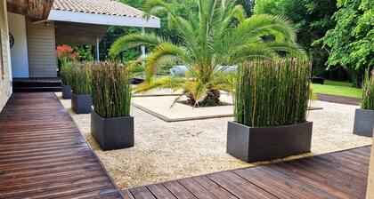 Grande Villa Avec Piscine Dans Propriété Arborée