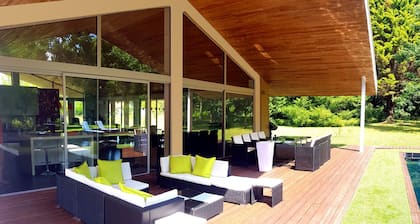 Grande Villa Avec Piscine Dans Propriété Arborée