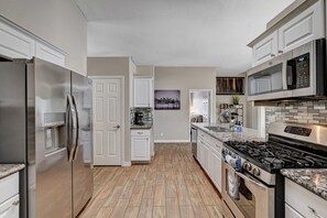 Imagen sin descripción, 3 de 52, botón