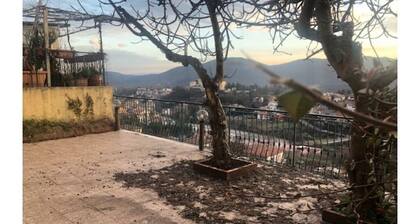 Villetta Indipendente Panoramica e Immersa nel Verde