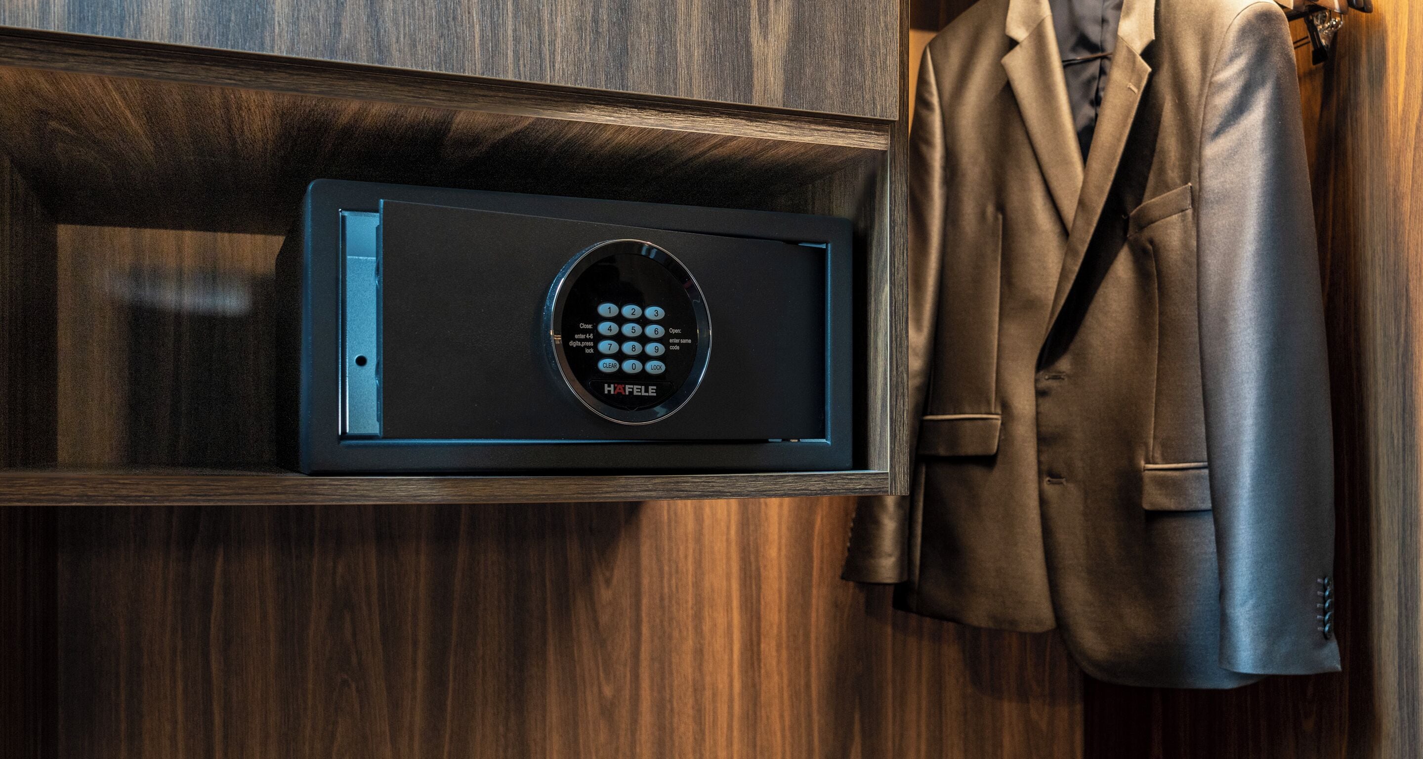 maisonette studio | 1 bedroom, hypo-allergenic bedding, in-room safe, desk