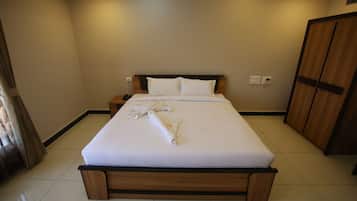 Standard Room | Free WiFi, bed sheets