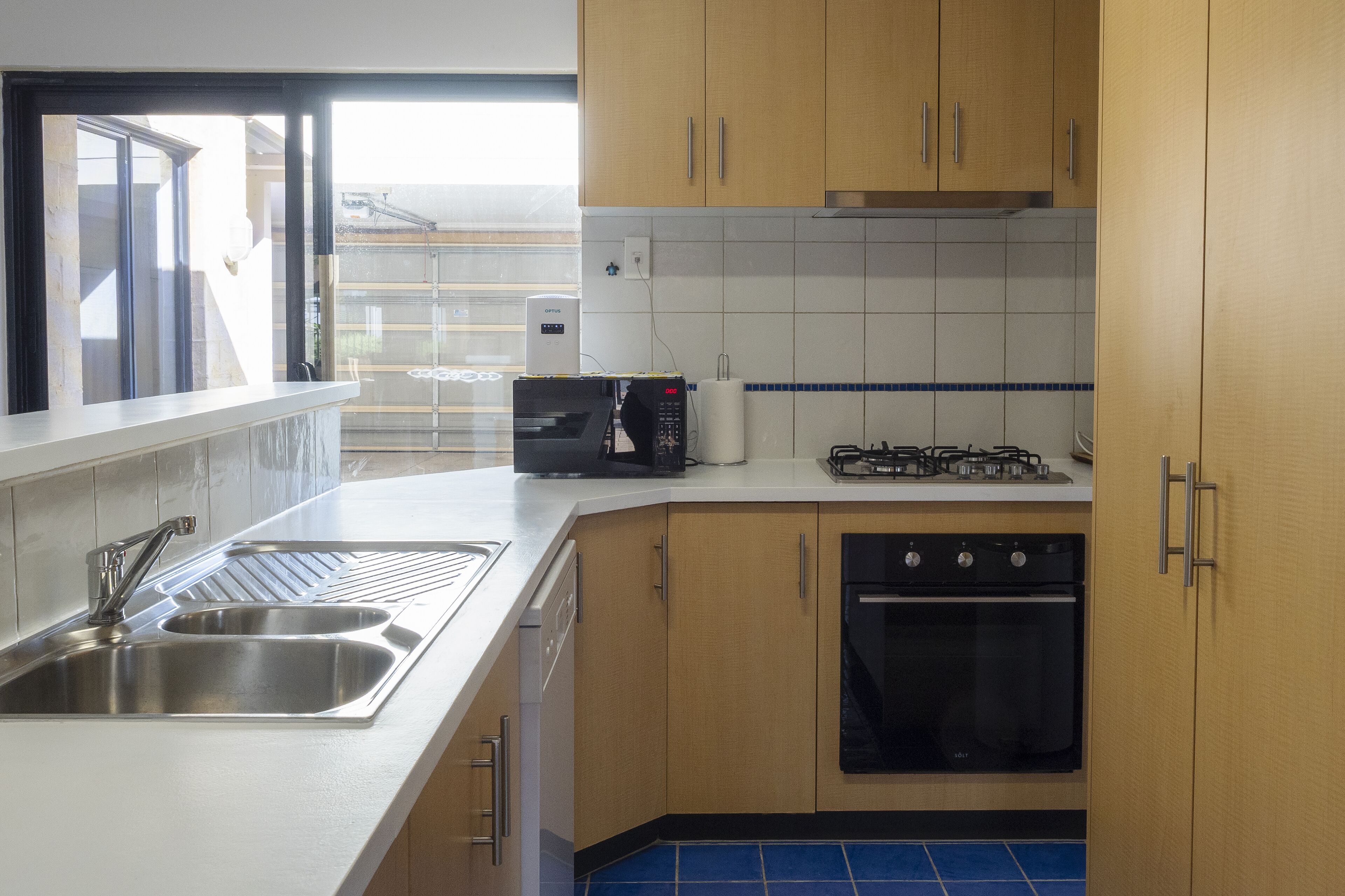 Walk to Avalon Bay — image 10