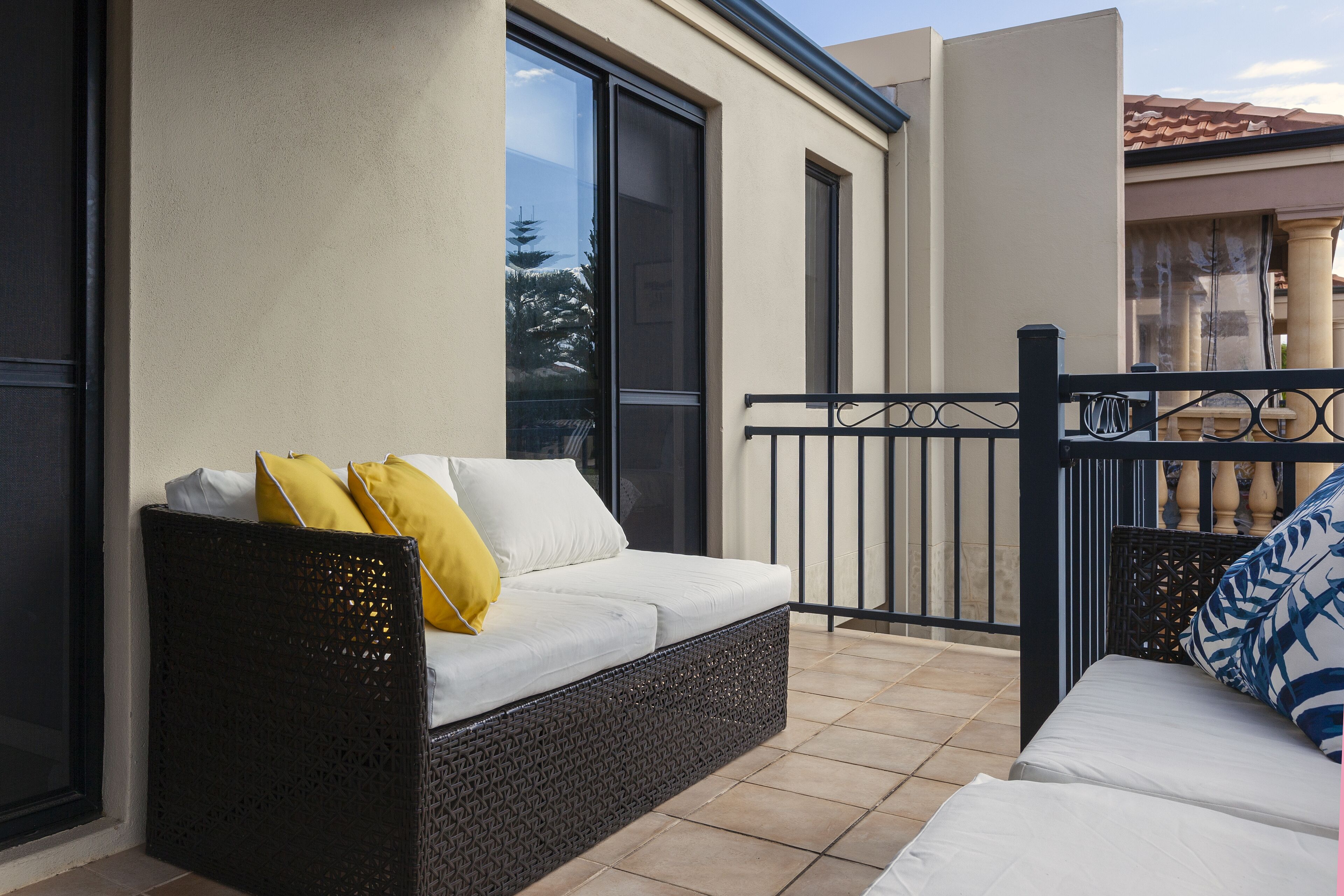 Walk to Avalon Bay — image 19