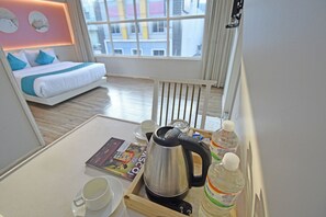 Executive Room | Desk, laptop workspace, free WiFi, bed sheets