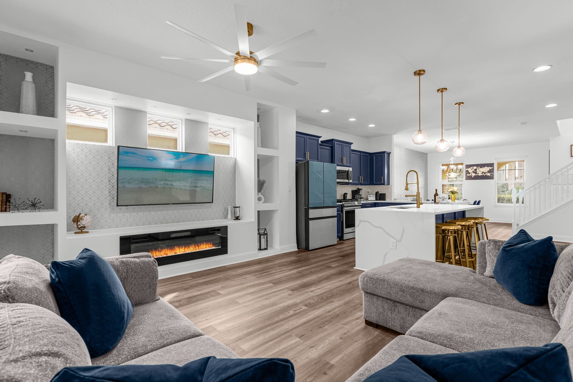Upstay - New Renos - Private Pool, Hot Tub, Games