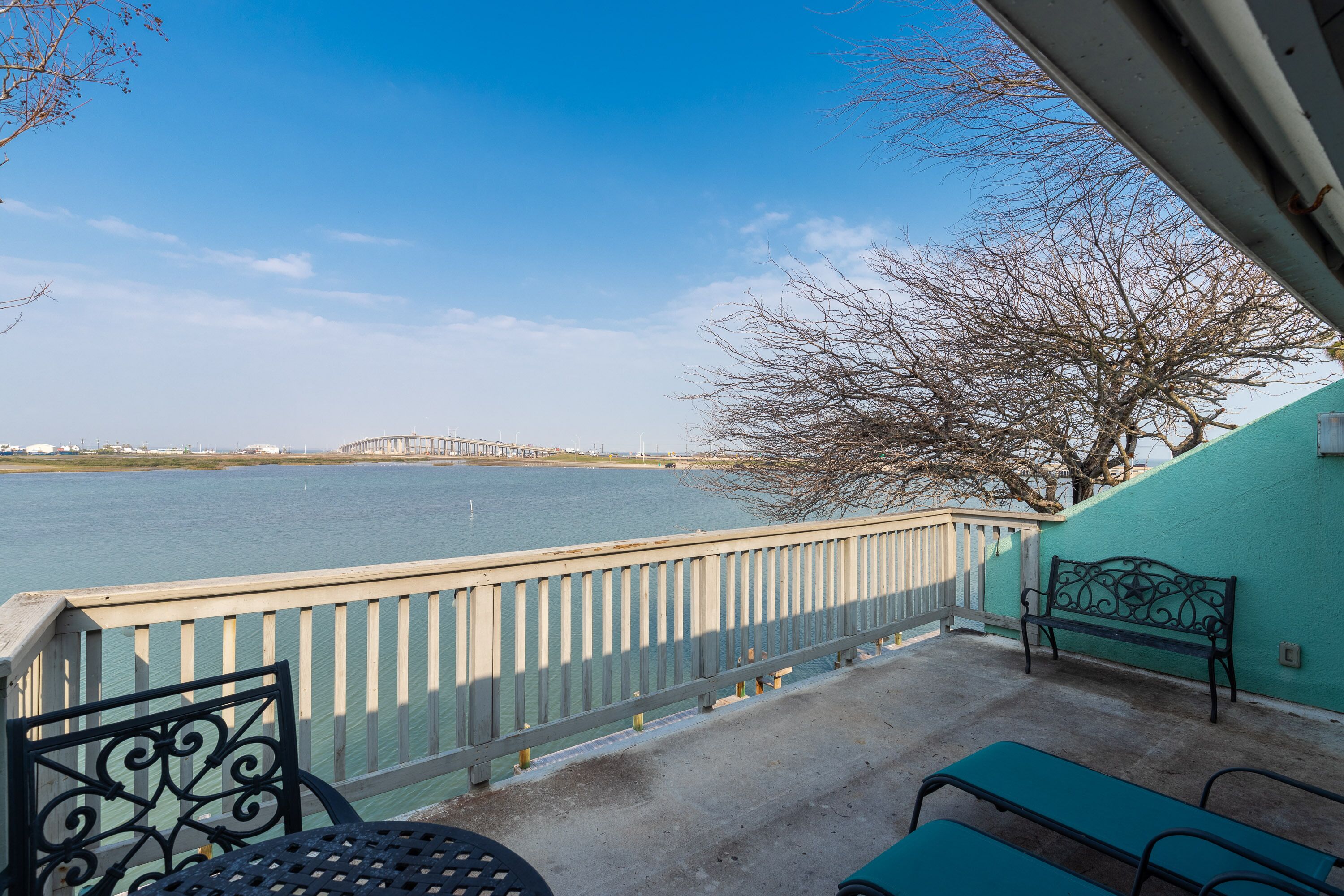 Cozy Coastal Repose CPV206K-Remodeled, Private Balcony W/ Sunset Views