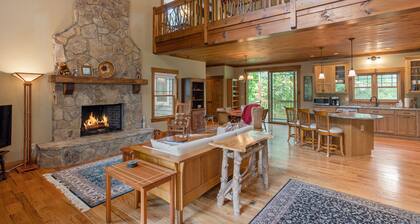 Beautiful custom home in Sapphire Valley