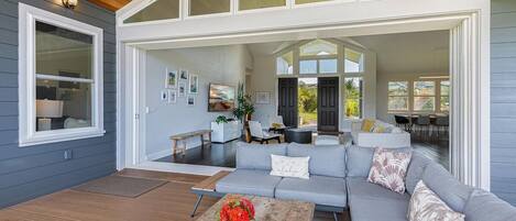 Ferienhaus, 3 Schlafzimmer | Wohnbereich | Smart-TV