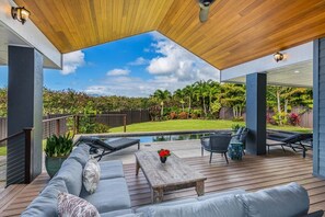 House, 3 Bedrooms | Terrace/patio