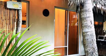 walk to kite beach♥ wifi♥pool♥free parking♥BBQ