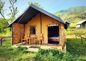 Deluxe Tent | 1 bedroom, Egyptian cotton sheets, premium bedding