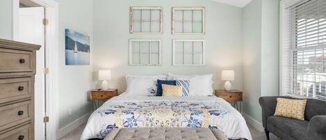 Fer et planche à repasser, lit parapluie, Wi-Fi, draps fournis