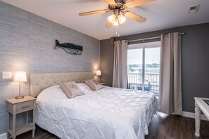 3 bedrooms, iron/ironing board, travel cot, Internet