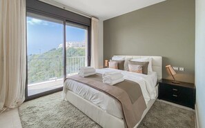 2 makuuhuonetta, silitysrauta/-lauta, Wi-Fi, vuodevaatteet