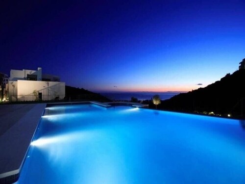 Samara 2 | Marbella Luxury Spa Gym Pools Views