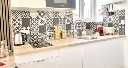 Studio EntiÚrement Rénové Standing Wifi Netflix Plein Centre-Ville