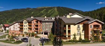 Fireside Lodge #215 by Bear Country