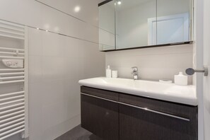 Hair dryer, towels - Morny Rose - Appartement 2 chambres proche plage (Deauville)