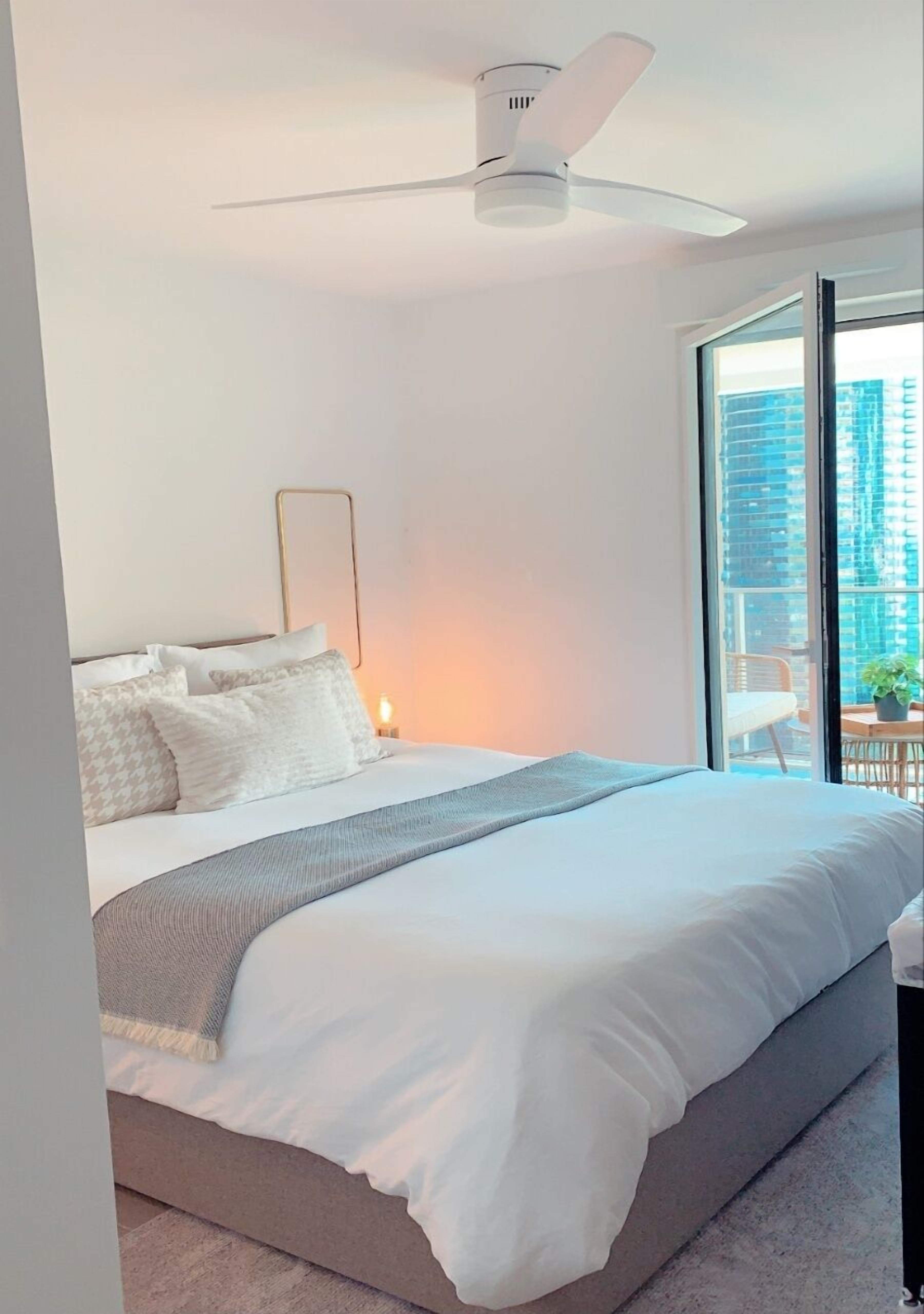 2 chambres, bureau, fer et planche à repasser, Wi-Fi gratuit