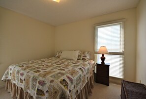 4 chambres, fer et planche à repasser, accès au Wi-Fi (inclus)