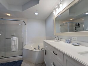Towels - Newly Renovated Captain's Quarters C16 (Pawleys Island)