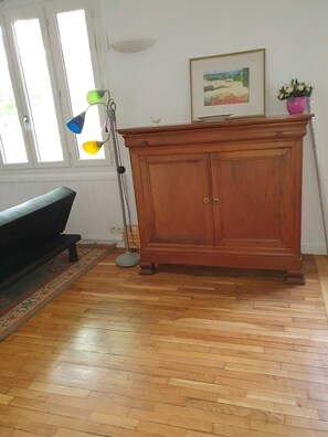 Unclassified image, 3 of 14, button - T3 de Charme Centre Cahors Historique (Cahors)