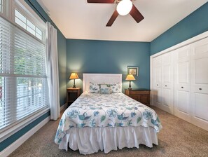 4 chambres, fer et planche à repasser, accès au Wi-Fi (inclus)