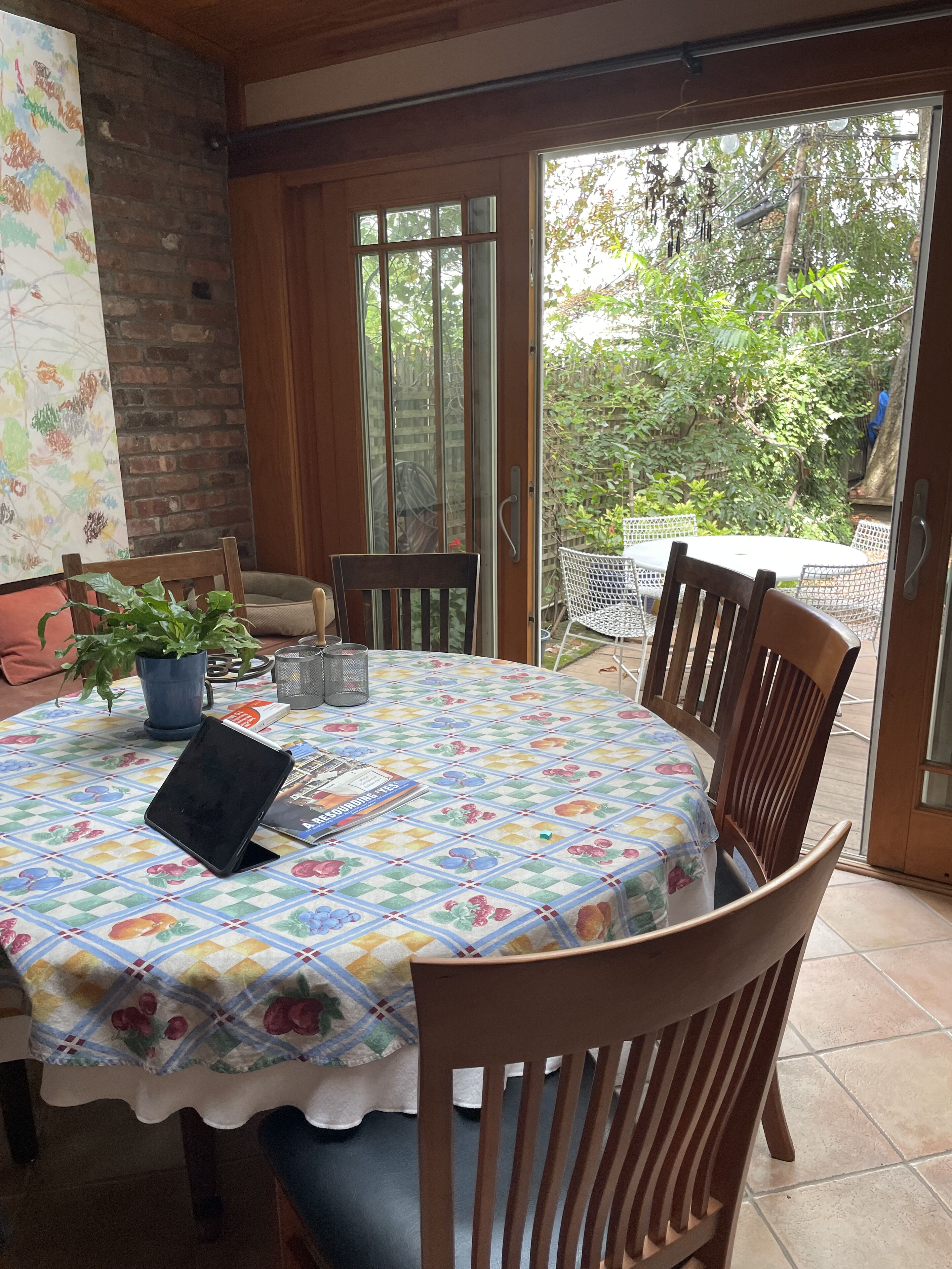 Share Charming Private one Family House  Avalaible September 2024 to a year