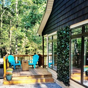 Terrace/patio - 5☆ Luxury Couples Retreat Wooded/Creekside (Cullman)