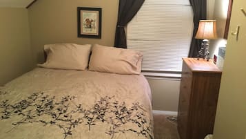 4 quartos, Wi-Fi de cortesia, roupa de cama
