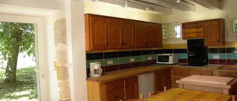 Cottage, Private Bathroom (Classé 3 étoiles) | Shared kitchen