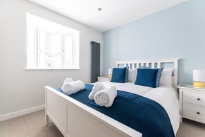 4 多间卧室、熨斗/熨衣板、WiFi、床单